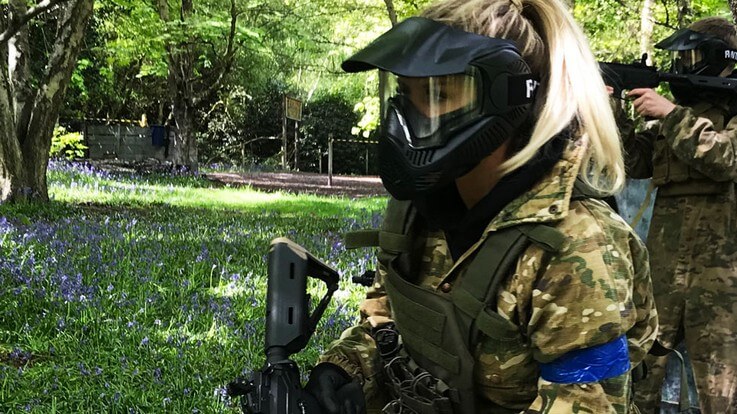 lady rental airsoft player in game zone